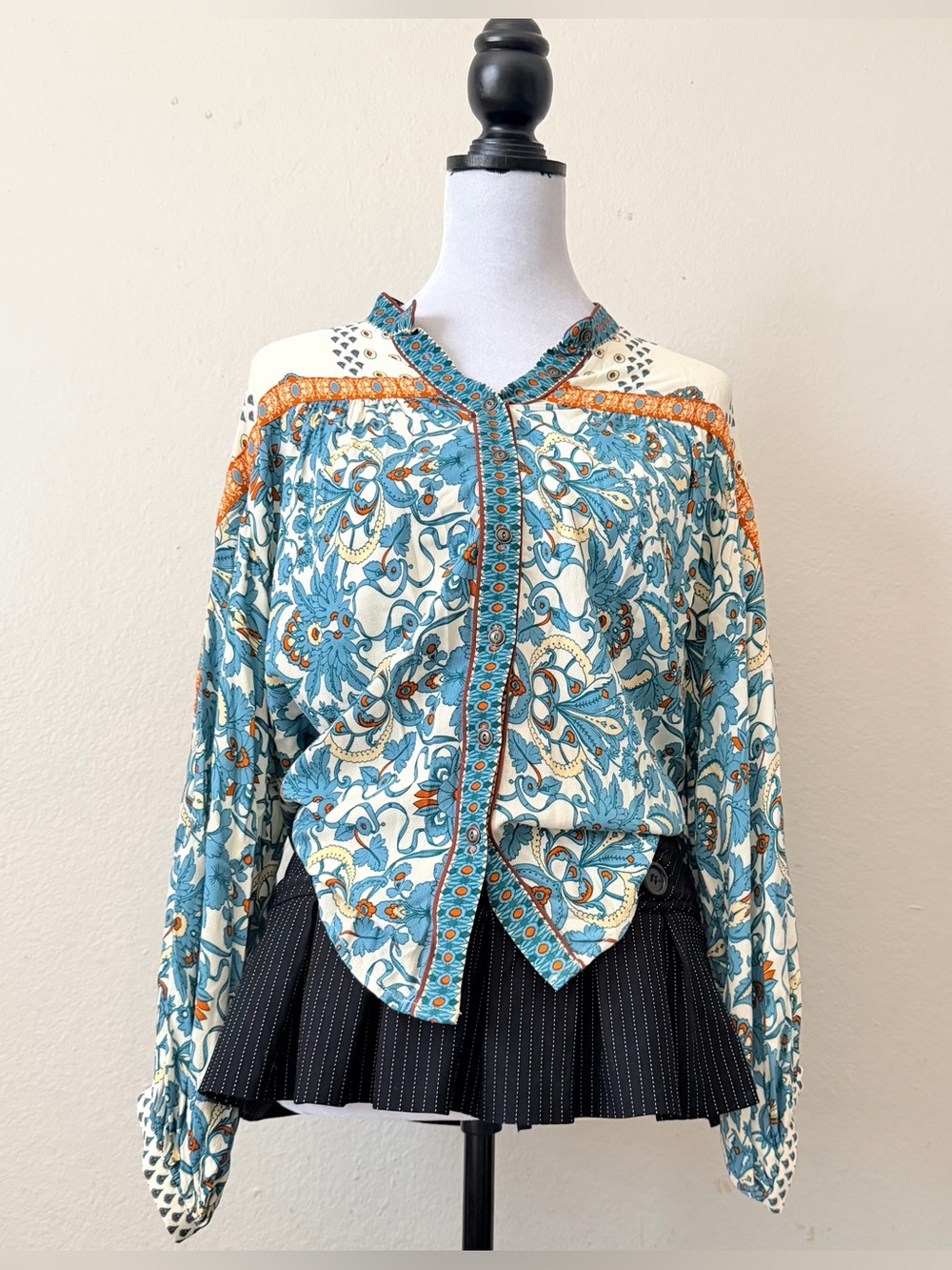 Anthropologie floral print button bubble sleeve blouse